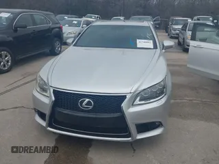 2013 Lexus LS 460 z VIN JTHCL5EF7D5017562, wystawiony jako IAAI lot #41740892 z przebiegiem 165 561 mil mil oraz . Historia ofert i sprzedaży dostępna na DreamBid. Obrazek 12.