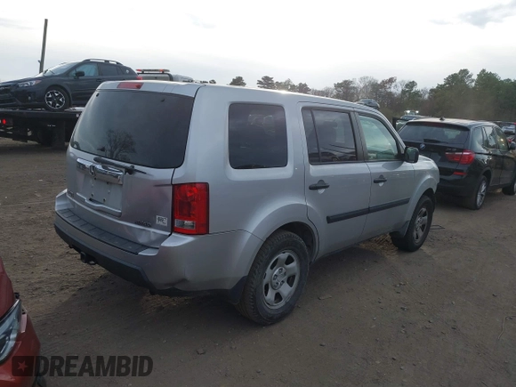 2010 Honda Pilot LX with VIN 5FNYF4H29AB002203, listed as a IAAI auction lot 40858777 with 128,621 mi miles and . Bid and sale history available at DreamBid. Image 4.
