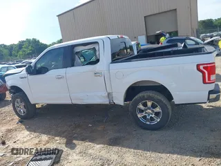2016 Ford F-150 XLT z VIN 1FTEW1EG6GKD17716, wystawiony jako IAAI lot #42184556 z przebiegiem 125 965 mil mil oraz . Historia ofert i sprzedaży dostępna na DreamBid. Obrazek 14.