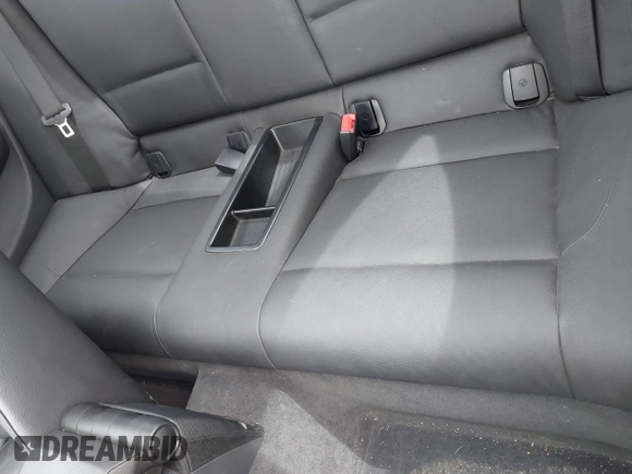 2011 BMW 1 Series 128i with VIN WBAUP9C52BVL89591, listed as a IAAI auction lot 41951870 with 131,377 mi miles and . Bid and sale history available at DreamBid. Image 8.