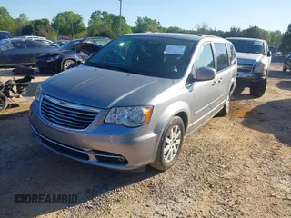 2015 Chrysler Town & Country Touring with VIN 2C4RC1BG9FR715307, listed as a IAAI auction lot 41988281 with 164,167 mi miles. Bid and sale history available at carsss.com. Image 17.