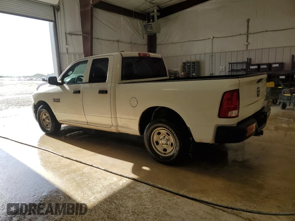 2017 Ram 1500 Tradesman z VIN 1C6RR6FG6HS661804, wystawiony jako Copart lot #53339615 z przebiegiem 154 532 mil mil oraz Czysty tytuł • Clean title. Historia ofert i sprzedaży dostępna na DreamBid. Obrazek 2.