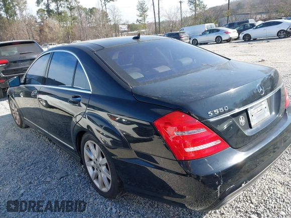 2012 Mercedes-Benz S 550 z VIN WDDNG7DB2CA465597, wystawiony jako IAAI lot #41693984 z przebiegiem 164 765 mil mil oraz . Historia ofert i sprzedaży dostępna na DreamBid. Obrazek 3.