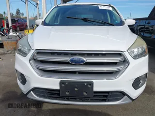 2017 Ford Escape SE z VIN 1FMCU0GD9HUD20265, wystawiony jako IAAI lot #41389092 z przebiegiem 66 778 mil mil oraz . Historia ofert i sprzedaży dostępna na DreamBid. Obrazek 13.