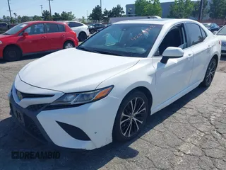 2019 Toyota Camry LE z VIN 4T1B11HK8KU741053, wystawiony jako IAAI lot #42348823 z przebiegiem 71 443 mil mil oraz . Historia ofert i sprzedaży dostępna na DreamBid. Obrazek 17.