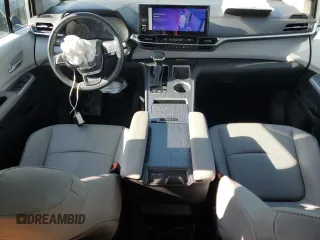2025 Toyota Sienna XLE с VIN 5TDYRKEC5SS228793, выставлен на аукционе Copart как лот 60269765 с пробегом 11 976 миль миль и Чистый • Clean title. История ставок и продаж доступна на DreamBid. Изображение 8.