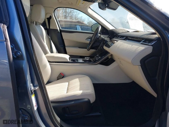 2018 Land Rover Range Rover Velar S with VIN SALYB2RV6JA742852, listed as a IAAI auction lot 41649400 with 56,259 mi miles. Bid and sale history available at carsss.com. Image 5.