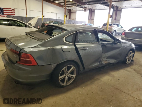 2017 Volvo S90 Momentum with VIN YV1102AK5H1012905, listed as a Copart auction lot 72612694 with Not Provided miles and Salvage Title. Bid and sale history available at carsss.com. Image 3.