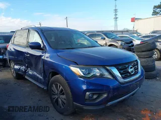 2020 Nissan Pathfinder SL with VIN 5N1DR2CN0LC578639, listed as a IAAI auction lot 41640318 with 86,227 mi miles. Bid and sale history available at carsss.com. Image 1.