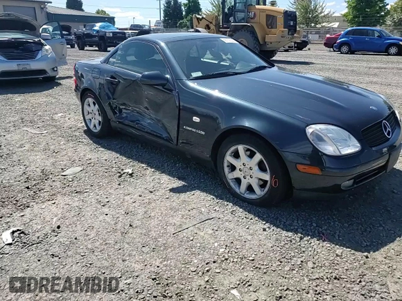 1998 Mercedes-Benz SLK-Class with VIN WDBKK47F6WF027941, listed as a Copart auction lot 68139324 with 63,396 mi miles and Salvage Title. Bid and sale history available at carsss.com. Image 10.