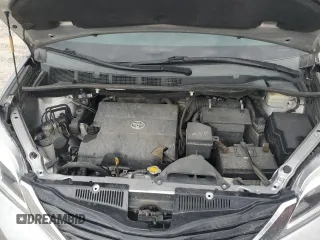 2015 Toyota Sienna Limited с VIN 5TDDK3DC6FS116164, выставлен на аукционе Copart как лот 63149625 с пробегом 92 786 миль миль и Списание • Salvage title. История ставок и продаж доступна на DreamBid. Изображение 12.