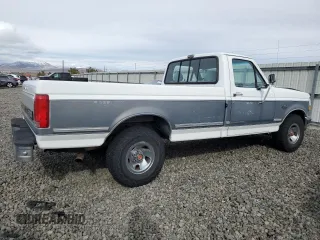 1992 Ford F-150 with VIN 2FTEF15N9NCA40415, listed as a Copart auction lot 45766055 with 179,713 mi miles and Clean Title. Bid and sale history available at carsss.com. Image 3.