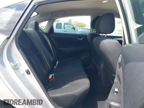 2017 Nissan Sentra S с VIN 3N1AB7AP9HY387249, выставлен на аукционе IAAI как лот 42263870 с пробегом 164 281 миль миль и . История ставок и продаж доступна на DreamBid. Изображение 8.