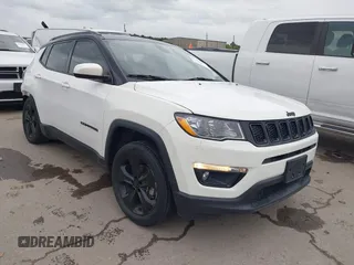 2020 Jeep Compass Latitude с VIN 3C4NJCBB3LT211543, выставлен на аукционе IAAI как лот 42130702 с пробегом 70 227 миль миль и . История ставок и продаж доступна на DreamBid. Изображение 1.
