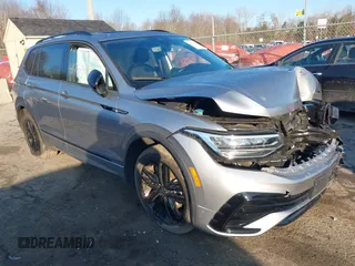 2022 Volkswagen Tiguan SE R-Line Black с VIN 3VV8B7AXXNM156120, выставлен на аукционе IAAI как лот 41751768 с пробегом 60 449 миль миль и . История ставок и продаж доступна на DreamBid. Изображение 1.