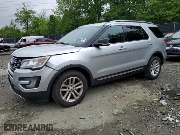 2017 Ford Explorer XLT with VIN 1FM5K7D81HGE13097, listed as a Copart auction lot 55858215 with 98,032 mi miles and Salvage title. Bid and sale history available at DreamBid. Image 1.