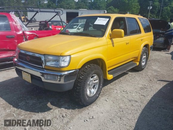 1996 Toyota 4Runner SR5 z VIN JT3GN86R3T0004069, wystawiony jako IAAI lot #42277253 z przebiegiem 300 768 mil mil oraz . Historia ofert i sprzedaży dostępna na DreamBid. Obrazek 2.