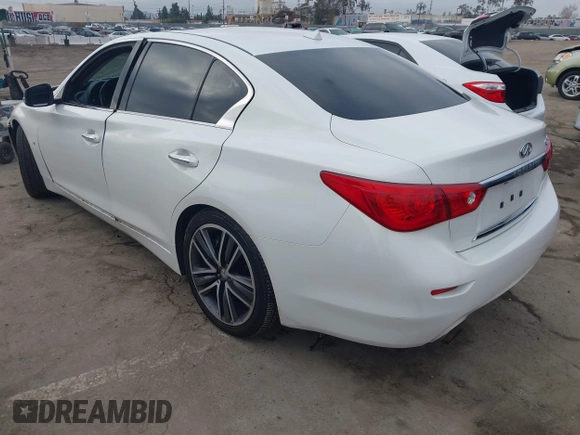 2014 Infiniti Q50 Premium with VIN JN1BV7AP0EM688888, listed as a IAAI auction lot 41537933 with 114,260 mi miles and . Bid and sale history available at carsss.com. Image 3.