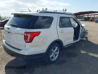 2018 Ford Explorer XLT with VIN 1FM5K7D87JGC94039, listed as a IAAI auction lot 41935900 with 46,939 mi miles and . Bid and sale history available at DreamBid. Image 4.