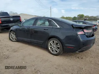 2013 Lincoln MKZ z VIN 3LN6L2J90DR818503, wystawiony jako Copart lot #54716715 z przebiegiem 114 227 mil mil oraz Szkody całkowita. Historia ofert i sprzedaży dostępna na DreamBid. Obrazek 2.