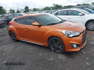 2013 Hyundai Veloster Turbo z VIN KMHTC6AE3DU124744, wystawiony jako IAAI lot #42242242 z przebiegiem 115 757 mil mil oraz . Historia ofert i sprzedaży dostępna na DreamBid. Obrazek 13.