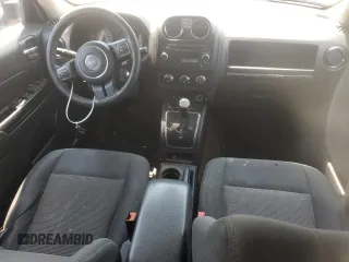 2014 Jeep Patriot Sport with VIN 1C4NJPBA4ED601316, listed as a Copart auction lot 60350415 with 215,212 mi miles and Clean title. Bid and sale history available at DreamBid. Image 8.