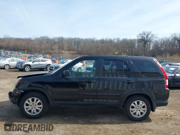 2005 Honda CR-V EX SE with VIN SHSRD78945U334461, listed as a IAAI auction lot 41775974 with 147,876 mi miles. Bid and sale history available at carsss.com. Image 14.