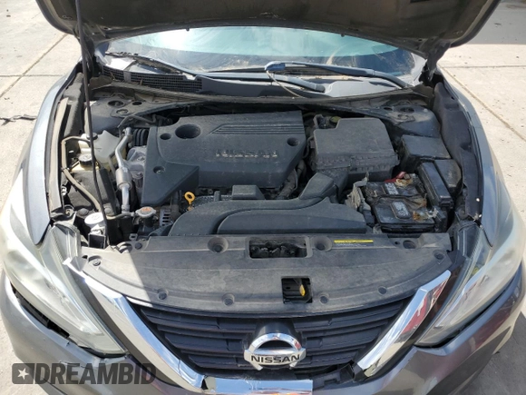 2017 Nissan Altima 2.5 SV with VIN 1N4AL3AP3HC493732, listed as a Copart auction lot 52744195 with 95,980 mi miles and Clean Title. Bid and sale history available at carsss.com. Image 11.