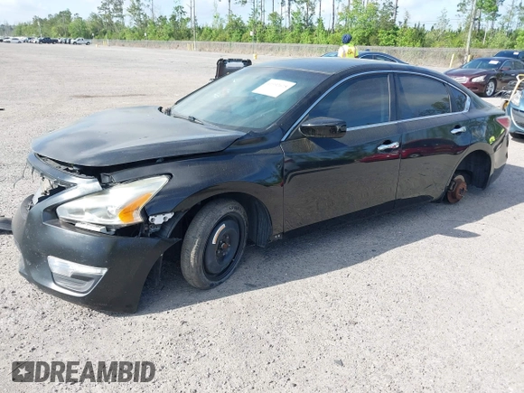 2015 Nissan Altima 2.5 S with VIN 1N4AL3AP7FC433935, listed as a IAAI auction lot 41932675 with 143,865 mi miles. Bid and sale history available at carsss.com. Image 2.