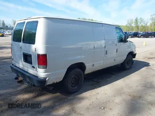 2014 Ford Econoline Cargo Commercial z VIN 1FTNE2EL7EDB02479, wystawiony jako IAAI lot #42178687 z przebiegiem 200 019 mil mil oraz . Historia ofert i sprzedaży dostępna na DreamBid. Obrazek 4.