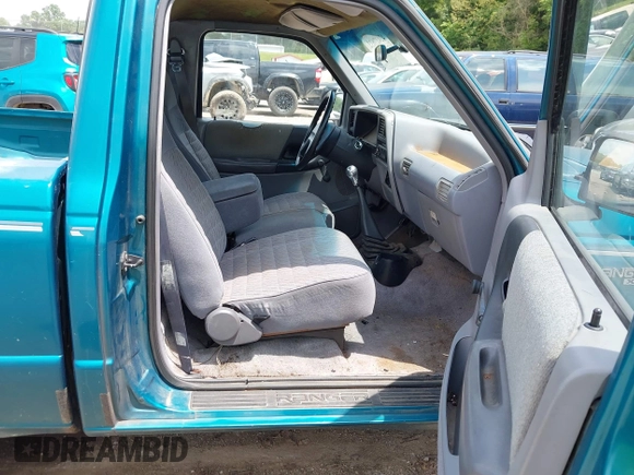 1993 Ford Ranger Splash with VIN 1FTCR10A3PUC06532, listed as a IAAI auction lot 42427632 with 75,871 mi miles and . Bid and sale history available at DreamBid. Image 5.