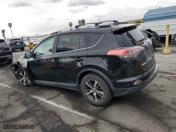2018 Toyota RAV4 XLE with VIN 2T3WFREV8JW451241, listed as a Copart auction lot 48795135 with 92,208 mi miles and Salvage Title. Bid and sale history available at carsss.com. Image 2.