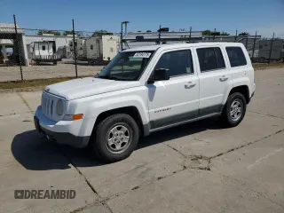 2011 Jeep Patriot Sport z VIN 1J4NT1GA7BD259883, wystawiony jako Copart lot #52194175 z przebiegiem 184 150 mil mil oraz Szkoda całkowita • Salvage title. Historia ofert i sprzedaży dostępna na DreamBid. Obrazek 1.