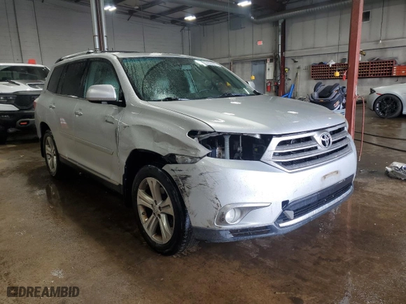 2011 Toyota Highlander Limited with VIN 5TDDK3EH9BS057633, listed as a Copart auction lot 51824485 with 173,757 mi miles and Salvage Title. Bid and sale history available at carsss.com. Image 4.