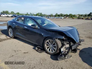 2018 Tesla Model S 75D with VIN 5YJSA1E21JF284845, listed as a Copart auction lot 62549885 with Not provided miles and Clean title. Bid and sale history available at DreamBid. Image 4.