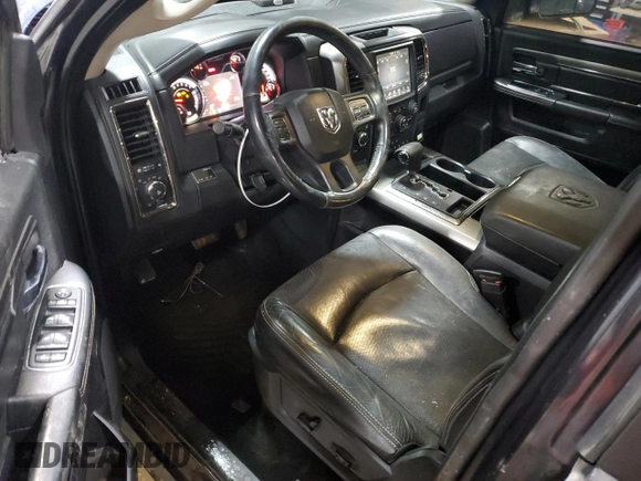 2013 Ram 1500 Sport z VIN 1C6RR7MT0DS615059, wystawiony jako Copart lot #89258315 z przebiegiem 136 524 mil mil oraz Szkoda całkowita • Salvage title. Historia ofert i sprzedaży dostępna na DreamBid. Obrazek 8.