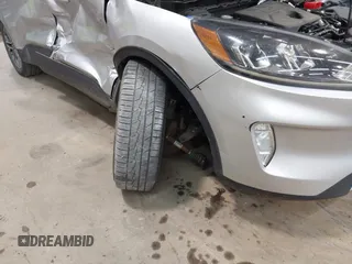 2020 Ford Escape SEL z VIN 1FMCU9H65LUA49816, wystawiony jako IAAI lot #42671041 z przebiegiem 32 541 mil mil oraz . Historia ofert i sprzedaży dostępna na DreamBid. Obrazek 17.