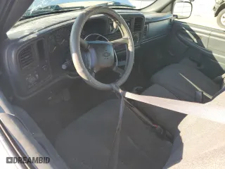 2002 Chevrolet Silverado 1500 with VIN 1GCEC14X32Z108069, listed as a Copart auction lot 89347285 with 242,436 mi miles and Salvage Title. Bid and sale history available at carsss.com. Image 8.