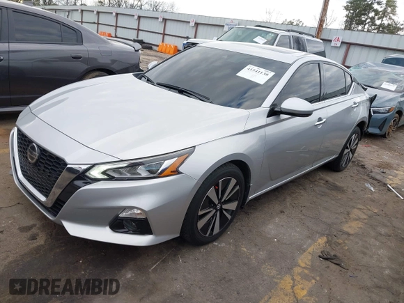 2020 Nissan Altima 2.5 SL with VIN 1N4BL4EW0LC137436, listed as a IAAI auction lot 41541138 with 76,193 mi miles. Bid and sale history available at carsss.com. Image 2.