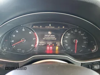 2019 Audi Q7 Premium with VIN WA1AAAF79KD034178, listed as a Copart auction lot 42302375 with 105,163 mi miles and Salvage title. Bid and sale history available at DreamBid. Image 9.