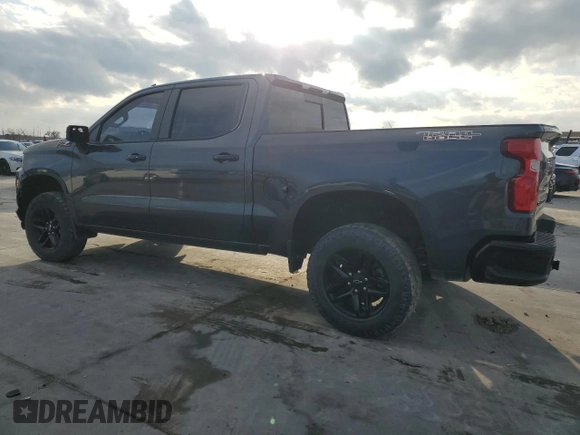 2020 Chevrolet Silverado 1500 LT Trail Boss with VIN 1GCPYFEL1LZ226657, listed as a Copart auction lot 44016345 with 86,291 mi miles and Salvage Title. Bid and sale history available at carsss.com. Image 2.