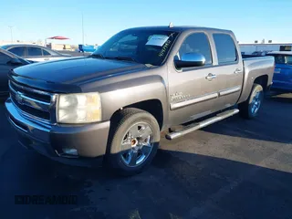 2011 Chevrolet Silverado 1500 LT with VIN 3GCPCSE07BG209387, listed as a IAAI auction lot 41479051 with 151,211 mi miles and . Bid and sale history available at DreamBid. Image 2.