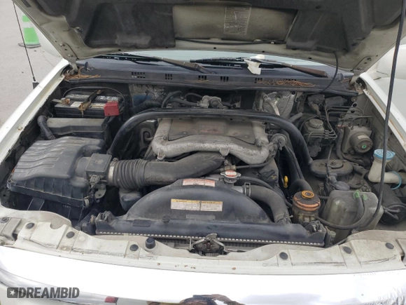 2005 Suzuki XL-7 LX with VIN JS3TX92V454106667, listed as a Copart auction lot 85787064 with 247,951 mi miles and Salvage Title. Bid and sale history available at carsss.com. Image 13.