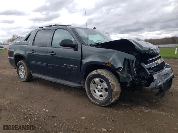 2013 Chevrolet Avalanche LS with VIN 3GNMCEE09DG298846, listed as a Copart auction lot 53091175 with 346,786 mi miles and Salvage Title. Bid and sale history available at carsss.com. Image 4.