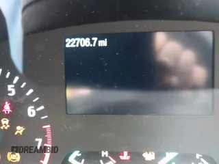 2022 Ford Escape SE z VIN 1FMCU9G62NUB34729, wystawiony jako IAAI lot #42202065 z przebiegiem 22 706 mil mil oraz . Historia ofert i sprzedaży dostępna na DreamBid. Obrazek 15.