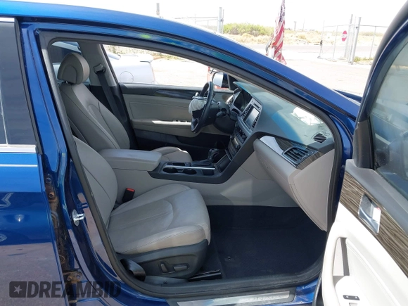 2015 Hyundai Sonata Limited with VIN 5NPE34AF1FH037271, listed as a IAAI auction lot 42060612 with 51,363 mi miles and . Bid and sale history available at carsss.com. Image 5.