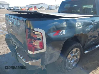 2007 Chevrolet Silverado 1500 1LT with VIN 2GCEK190271730595, listed as a IAAI auction lot 41428654 with 234,022 mi miles and . Bid and sale history available at DreamBid. Image 13.