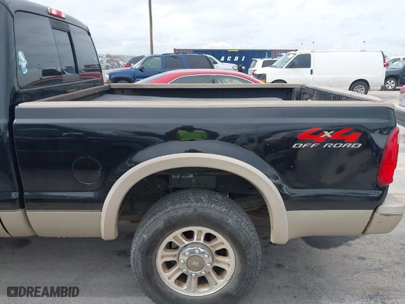 2008 Ford Super Duty F-250 SRW XL with VIN 1FTSW21R38ED47238, listed as a IAAI auction lot 41913365 with 119,054 mi miles. Bid and sale history available at carsss.com. Image 6.