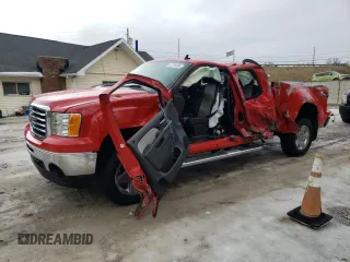 2013 GMC Sierra 1500 SLT z VIN 1GTR2WE7XDZ203277, wystawiony jako Copart lot #43795385 z przebiegiem 117 802 mil mil oraz Szkoda całkowita • Salvage title. Historia ofert i sprzedaży dostępna na DreamBid. Obrazek 1.