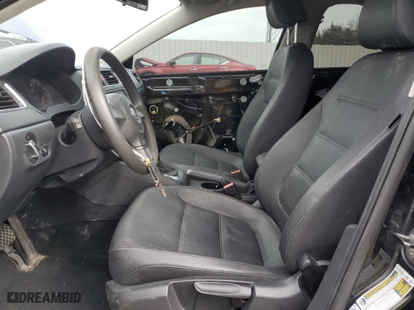2011 Volkswagen Jetta Sedan SE PZEV with VIN 3VWDZ7AJXBM373082, listed as a Copart auction lot 46529175 with 103,945 mi miles and Salvage Title. Bid and sale history available at carsss.com. Image 7.